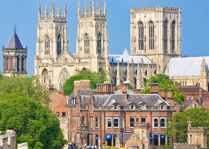 Great Town House - Central York